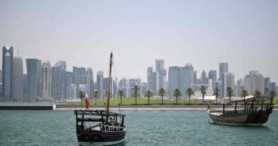 Iran Widens Gulf Strikes After Fresh U.S. Attacks